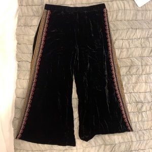 Johnny Was Velvet Embroidered Cropped Pants